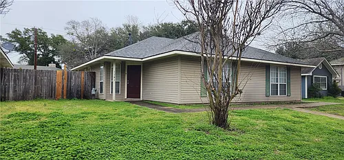 1141 Oney Hervey Dr Photo 1