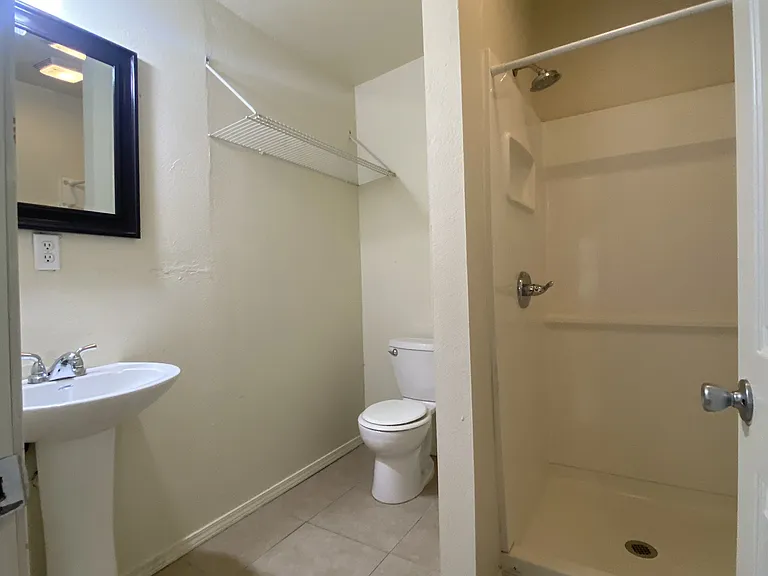 474 Elm Ave #4 — Photo 7