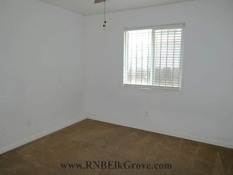 2271 E Church St — Photo 17