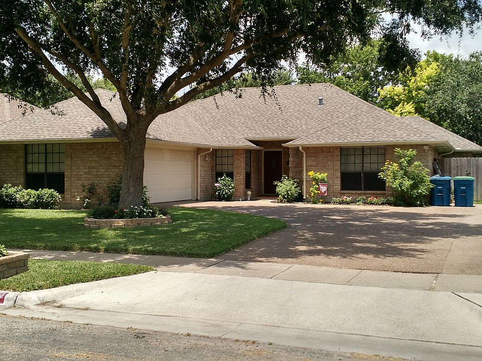 1st image of 2315 Park Wood Dr