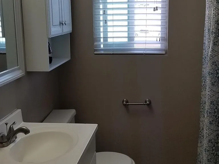 10114 Scott Ave — Photo 3