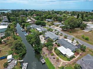 332 Winfield Way, Nokomis, FL 34275