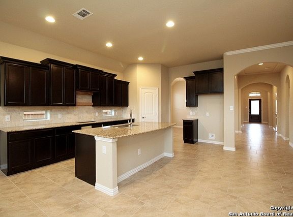 5th image of 12518 Stillwater Crk