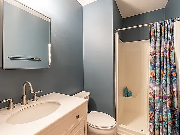 104 Marlowe Ct — Photo 7