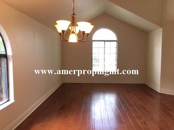 5th image of 5147 Laguna Park Dr