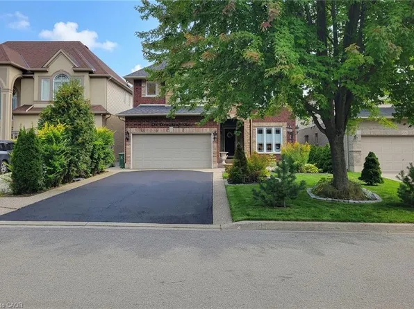 214 Cloverleaf Dr, Hamilton, ON L9K 1T4