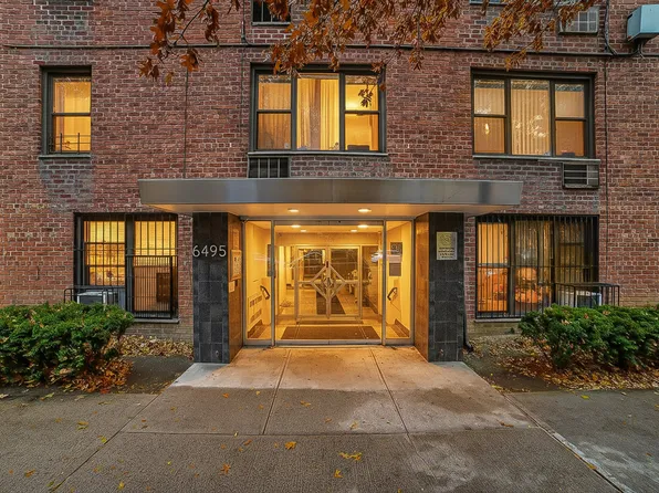 6495 Broadway image 5 of 32