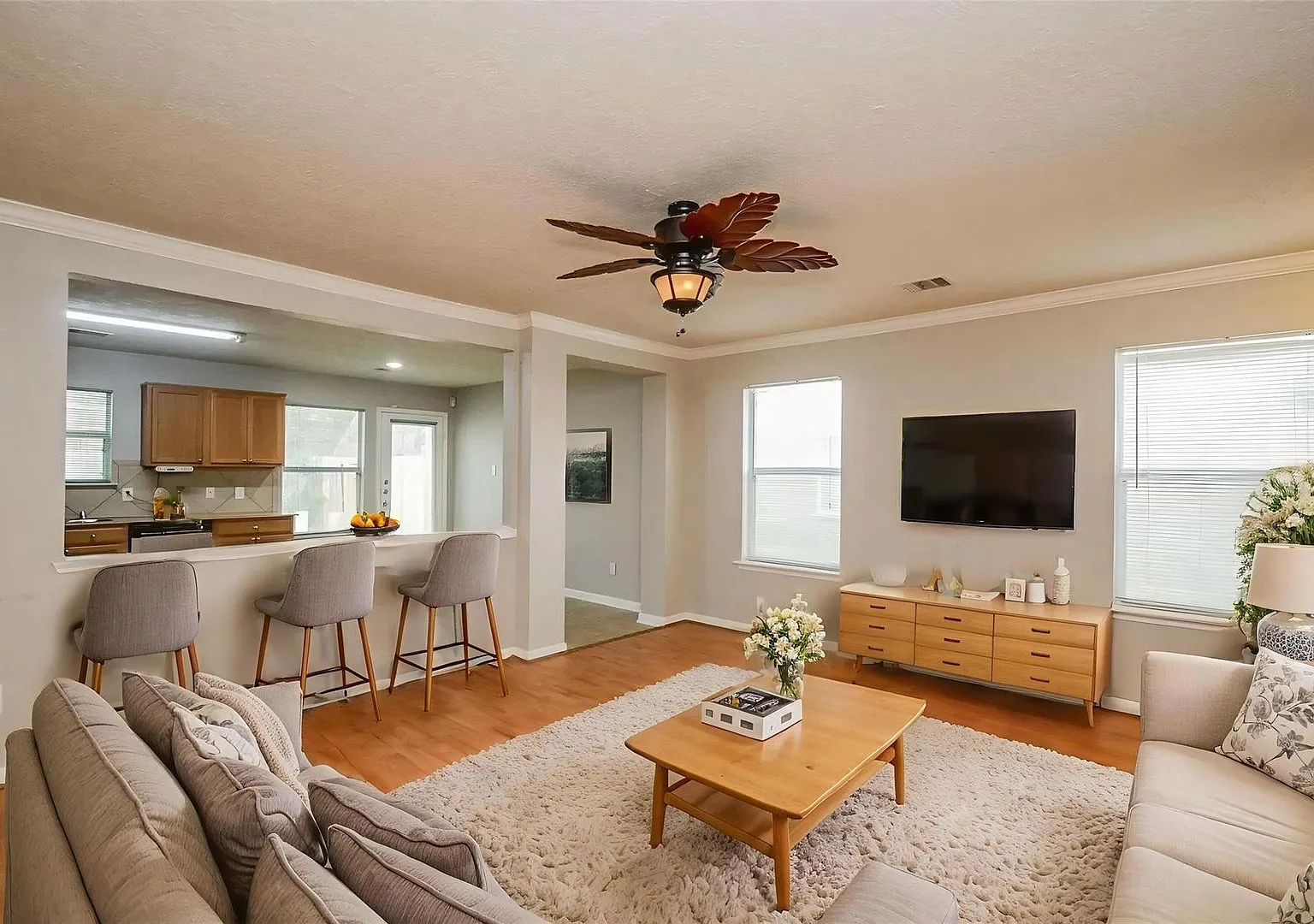 Single-Story Gem in the Heart of Humble! — Photo 4