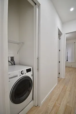 Rented by Skyward | media 28