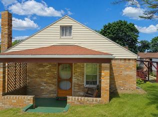 913 Hancock Ave, Vandergrift, PA 15690