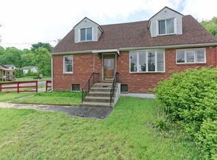 29 Ridge Rd, Rensselaer, NY 12144