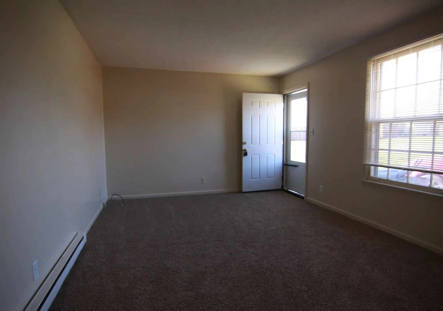 Tandy Drive-123 — Photo 2