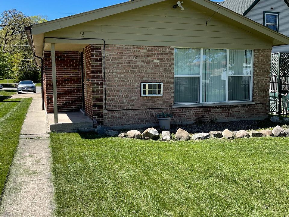 1st image of 11147 S Longwood Dr #1A