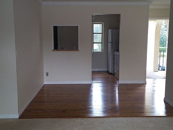 3rd image of 600 Domenico Cir Unit D6