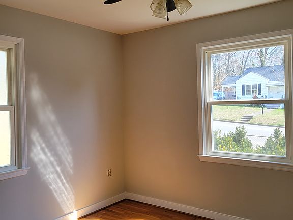 5th image of 406 Crescent Ave