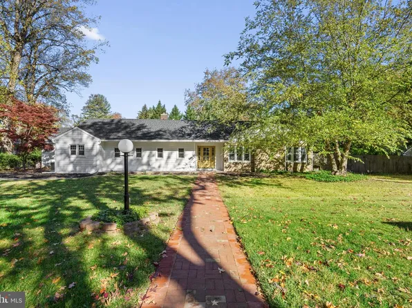 1016 Evergreen Rd, Yardley, PA 19067