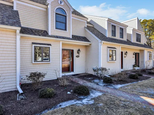 39 Shellback Way #F, Mashpee, MA 02649