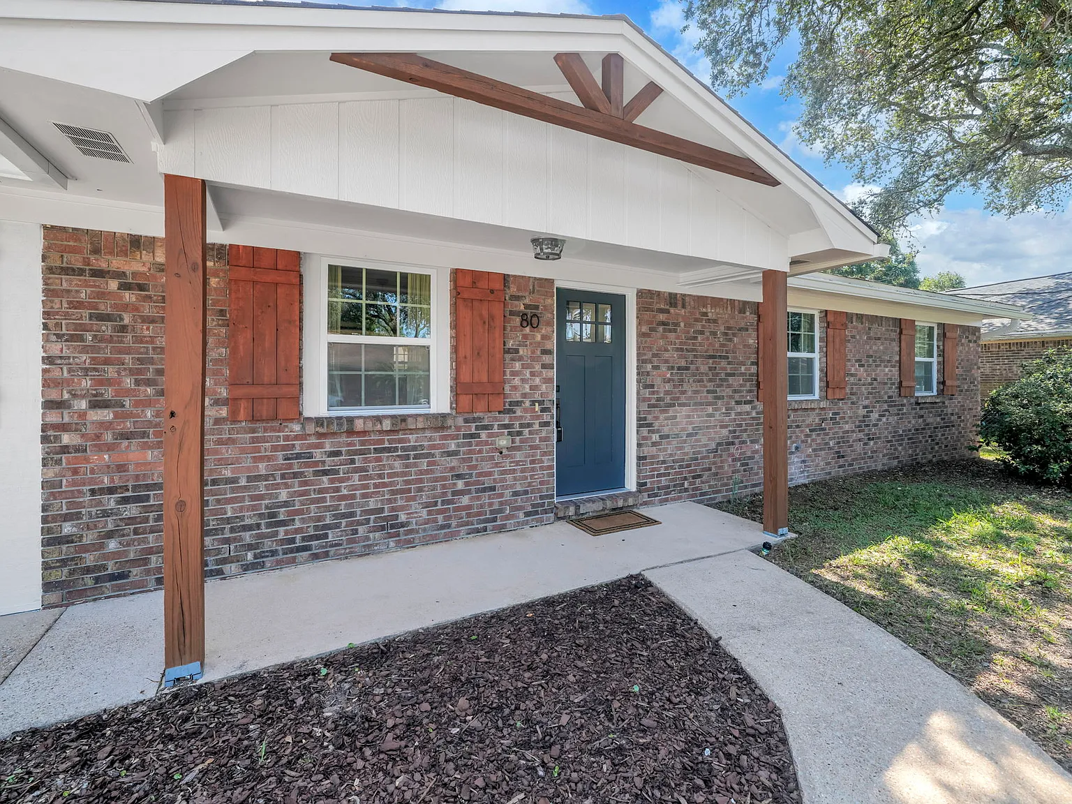 4 bed, 1537 sqft, $2,500 — Photo 2