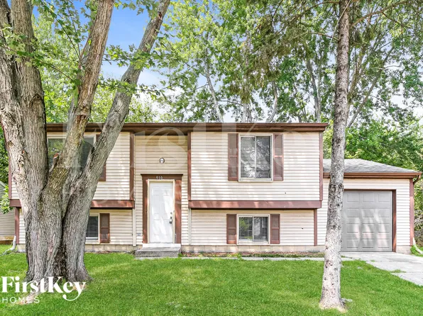 910 Woodlark Dr, Indianapolis, IN 46229