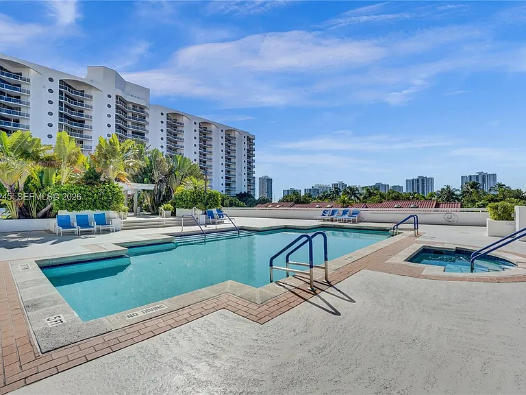 3600 Yacht Club Dr #904 — Photo 64