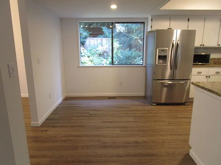 1009 Chippewa St — Photo 5