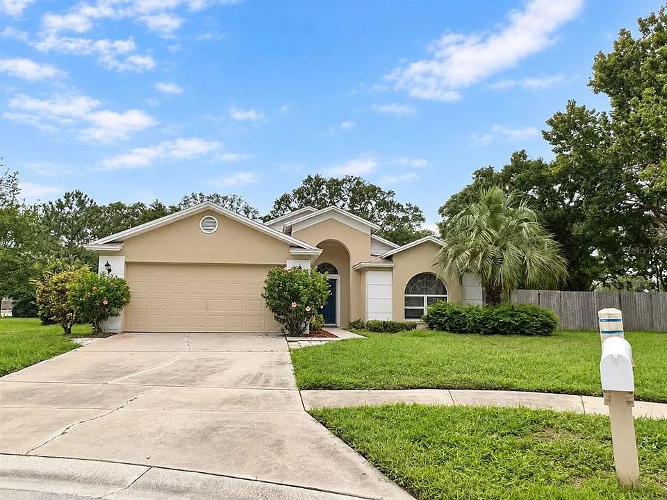 28427 Sunvale Pl