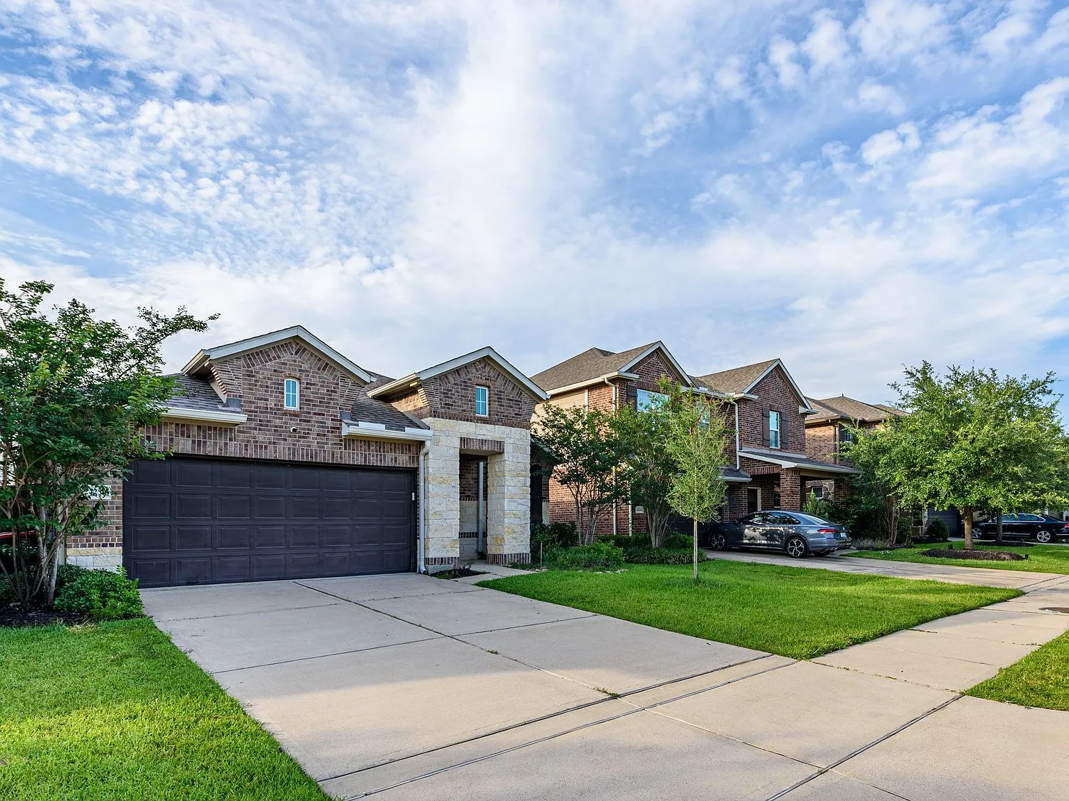 3 bed, 2.0 bath, 1757 sqft, $2,150 — Photo 3