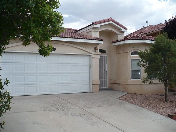 3rd image of 6416 Monahiti Pl NE