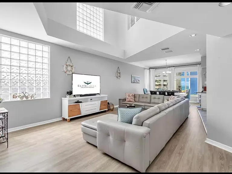 14249 Gulf Blvd — Photo 5