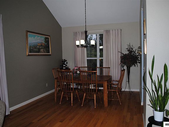 4th image of 1535 Southview Dr