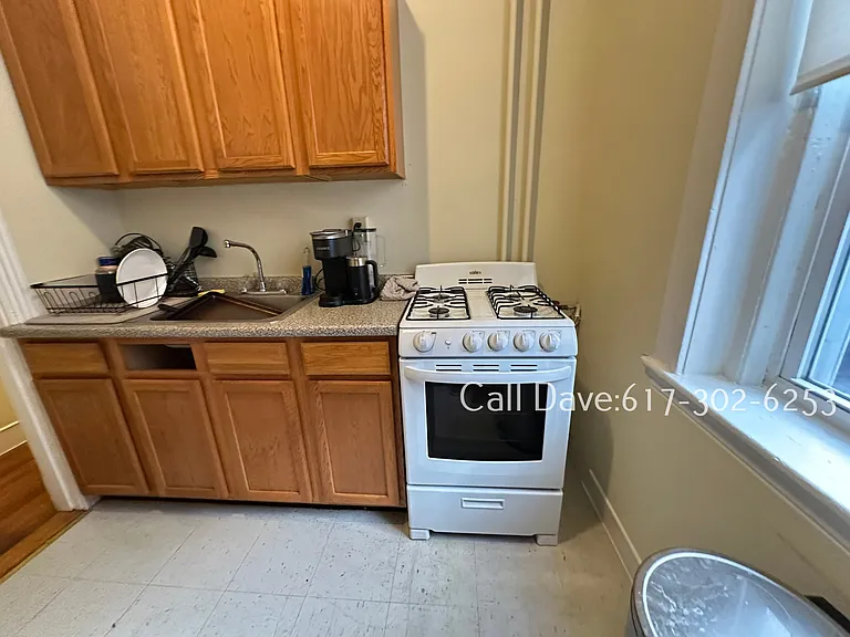 46 Gardner St #3 — Photo 5
