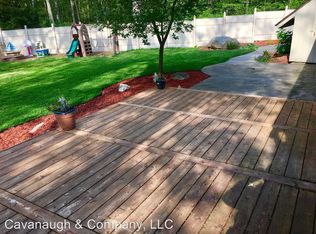 371 W Main St, Amston, CT 06231