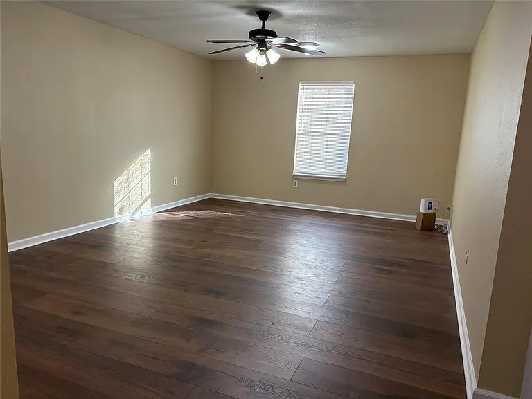 6820 Petre Dr — Photo 12