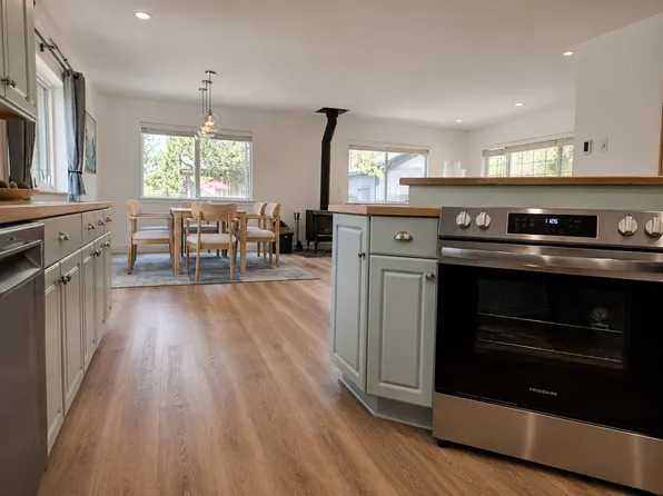 (undisclosed Address), Bend, OR 97707