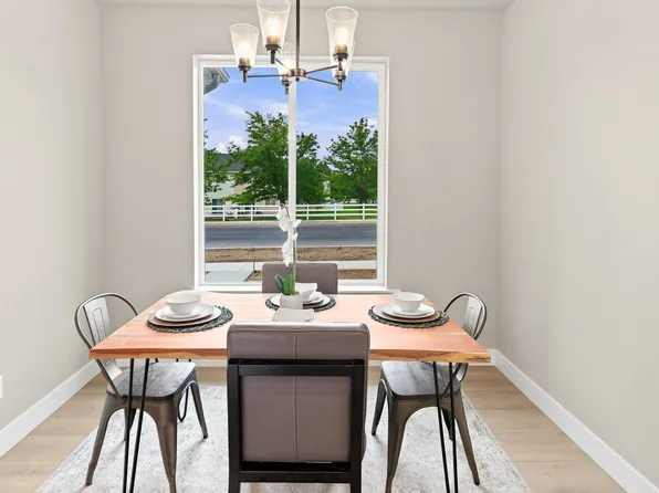 847 E 270 S #11, Smithfield, UT 84335