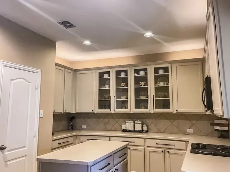 1391 Riverside Oaks Dr — Photo 12