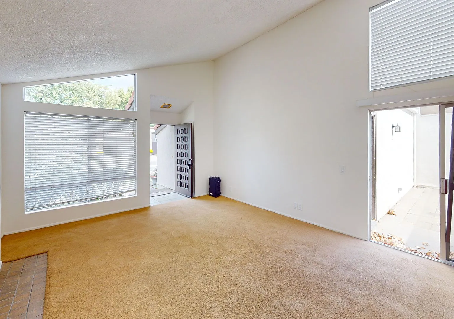 3 Bedroom 2 Bathroom House Available in February! — Photo 1
