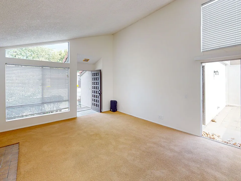 83 Del Oro Ct