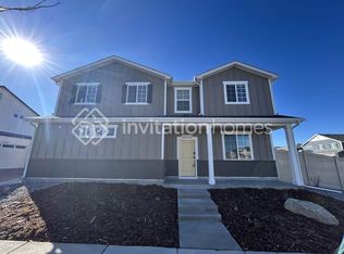 22272 E 39th Ave, Aurora, CO 80019