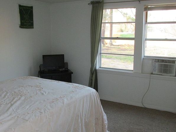 3305 S State Highway 37