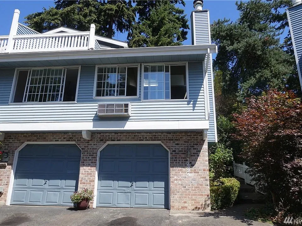 12324 101st Ct NE