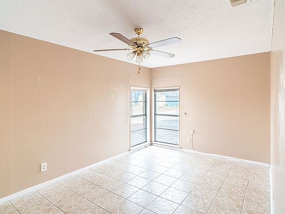 4th image of 328 Ohio St