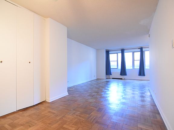 5th image of 300 E 40th St APT 3E