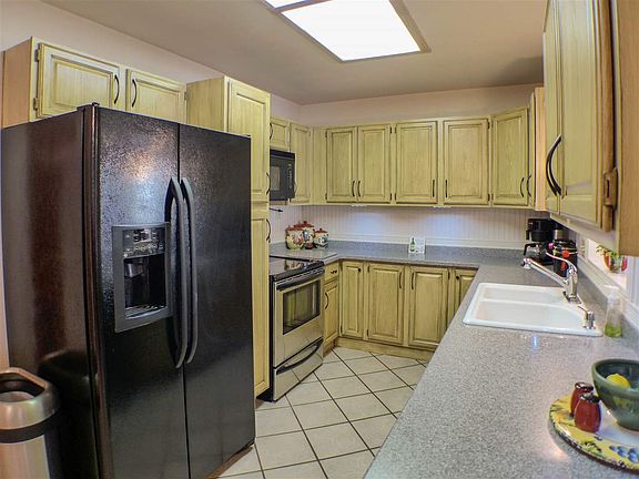 4th image of 402 Kolleen Ct