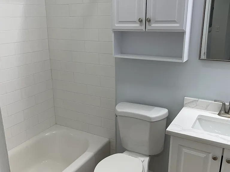 389 Washington St #33 — Photo 4