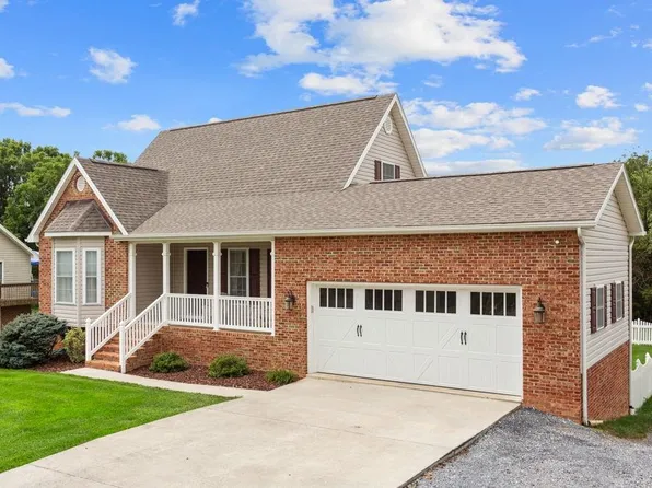 1751 Park Lawn Dr, Harrisonburg, VA 22801