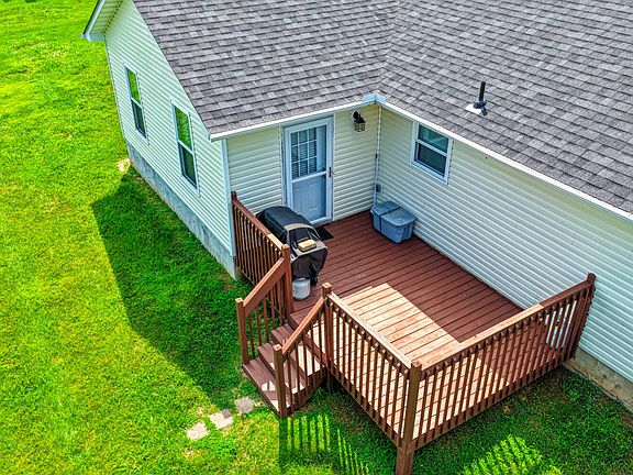 5th image of 660 Privet Dr