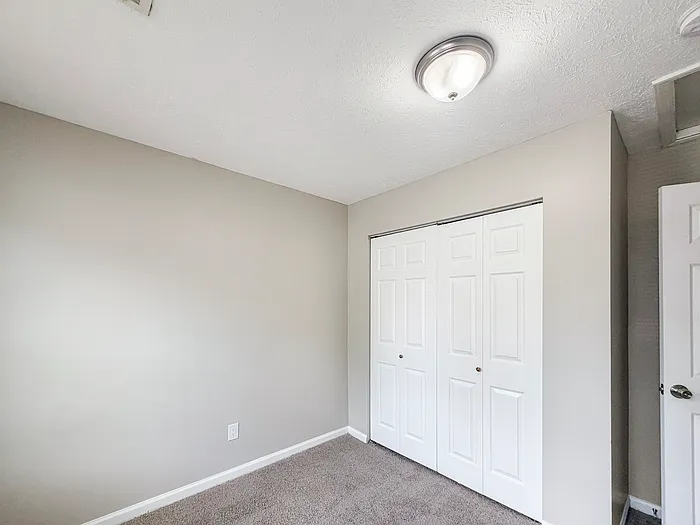 425 Hawkins Ave — Photo 12