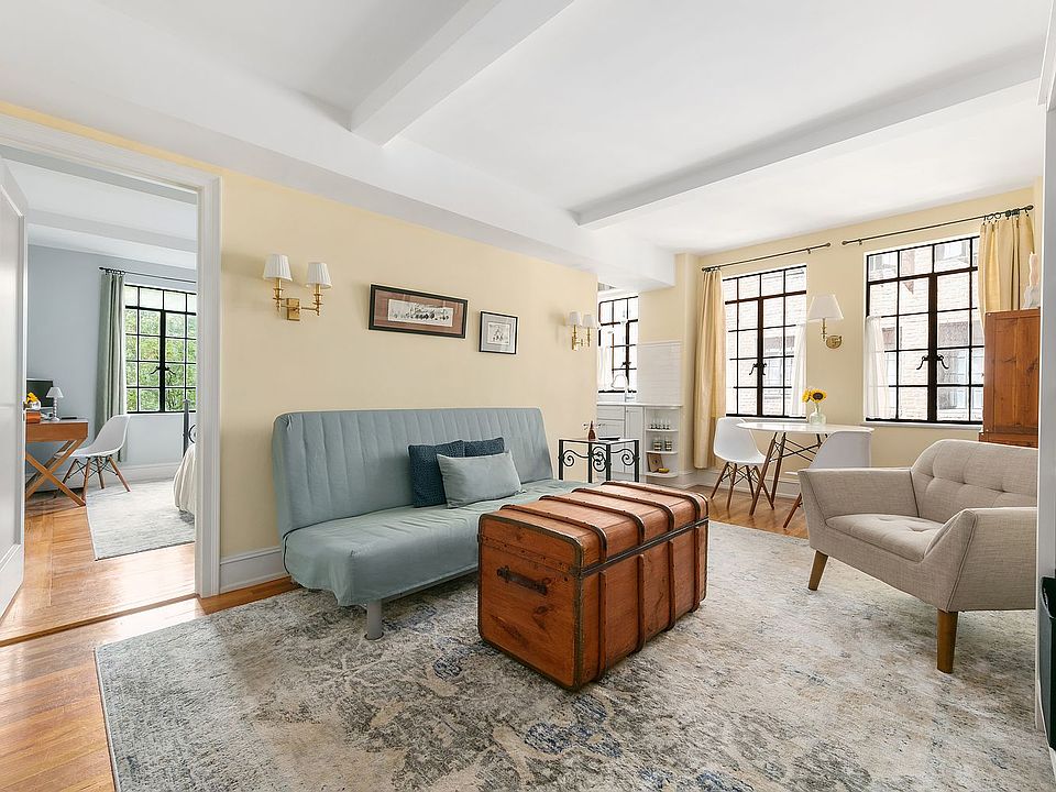 1st image of 333 E 43rd St APT 512