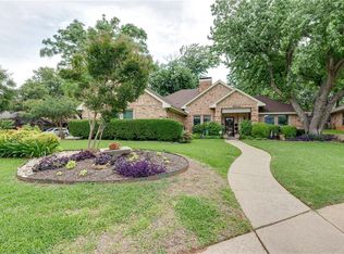 1044 Steeplewood Dr, Grapevine, TX 76051